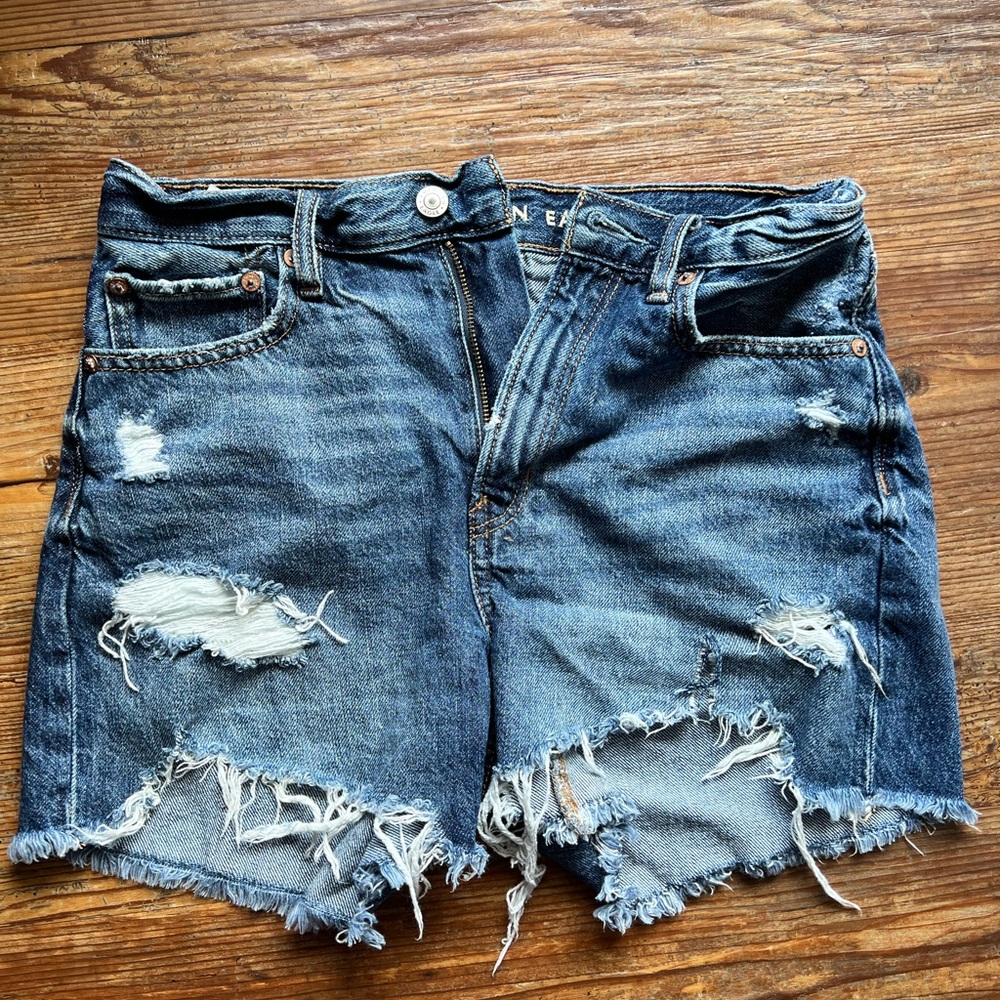 American Eagle 90s Boyfriend Denim Shorts